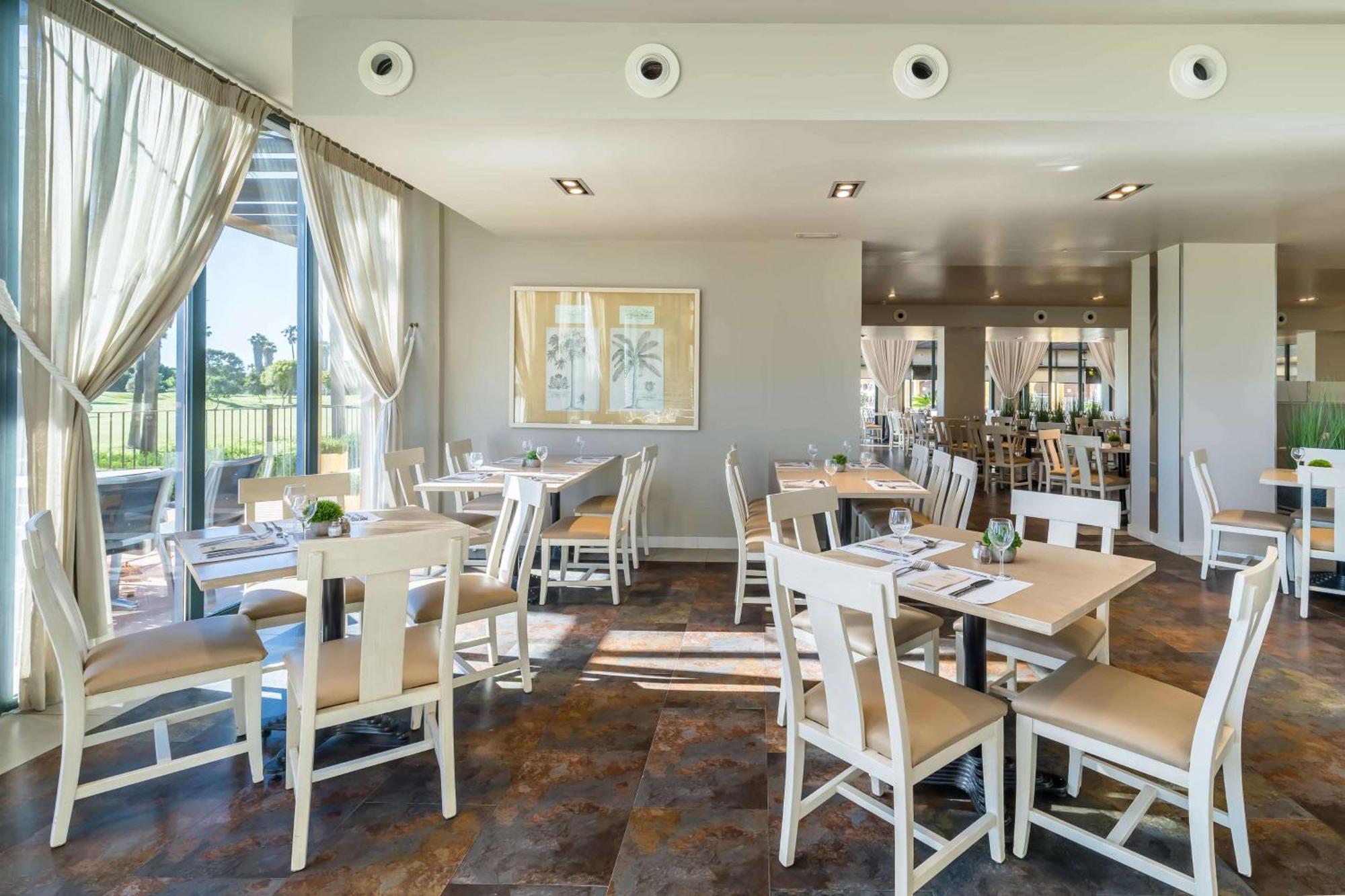 Barcelo Costa Ballena Golf & Spa Exterior photo