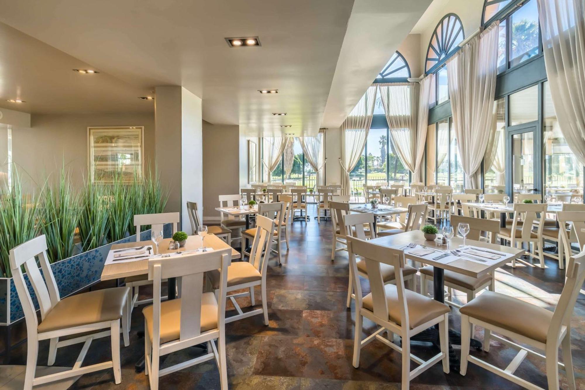 Barcelo Costa Ballena Golf & Spa Exterior photo