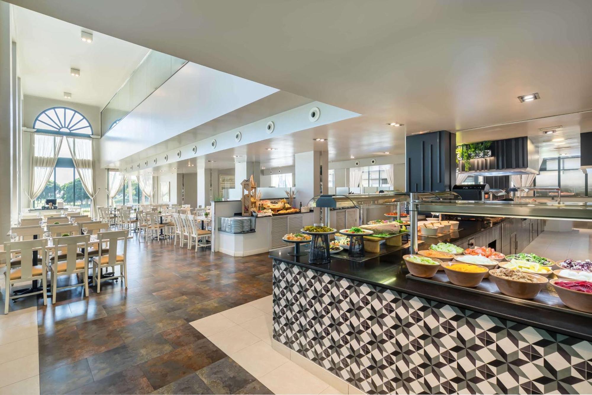Barcelo Costa Ballena Golf & Spa Exterior photo
