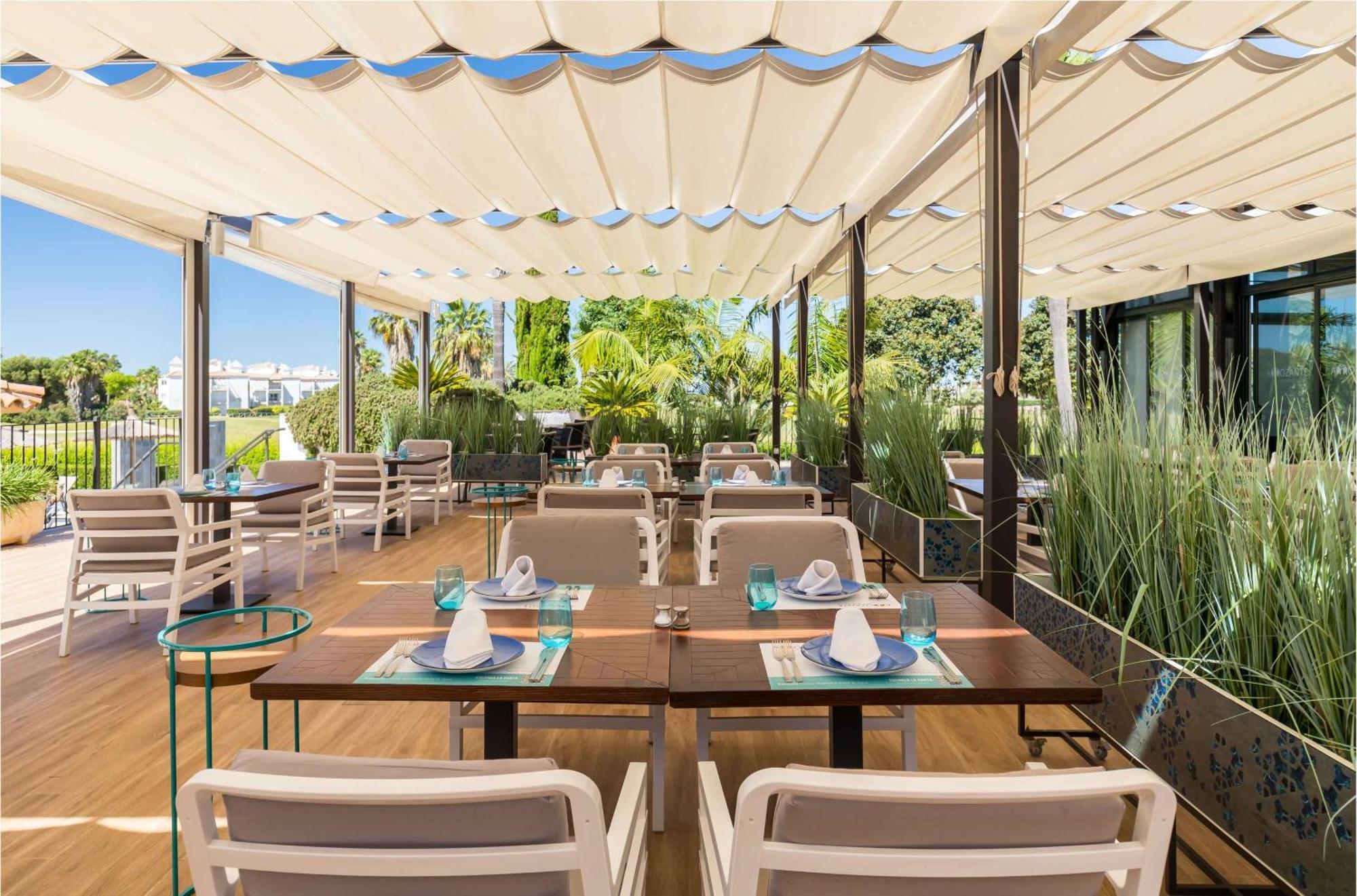 Barcelo Costa Ballena Golf & Spa Exterior photo