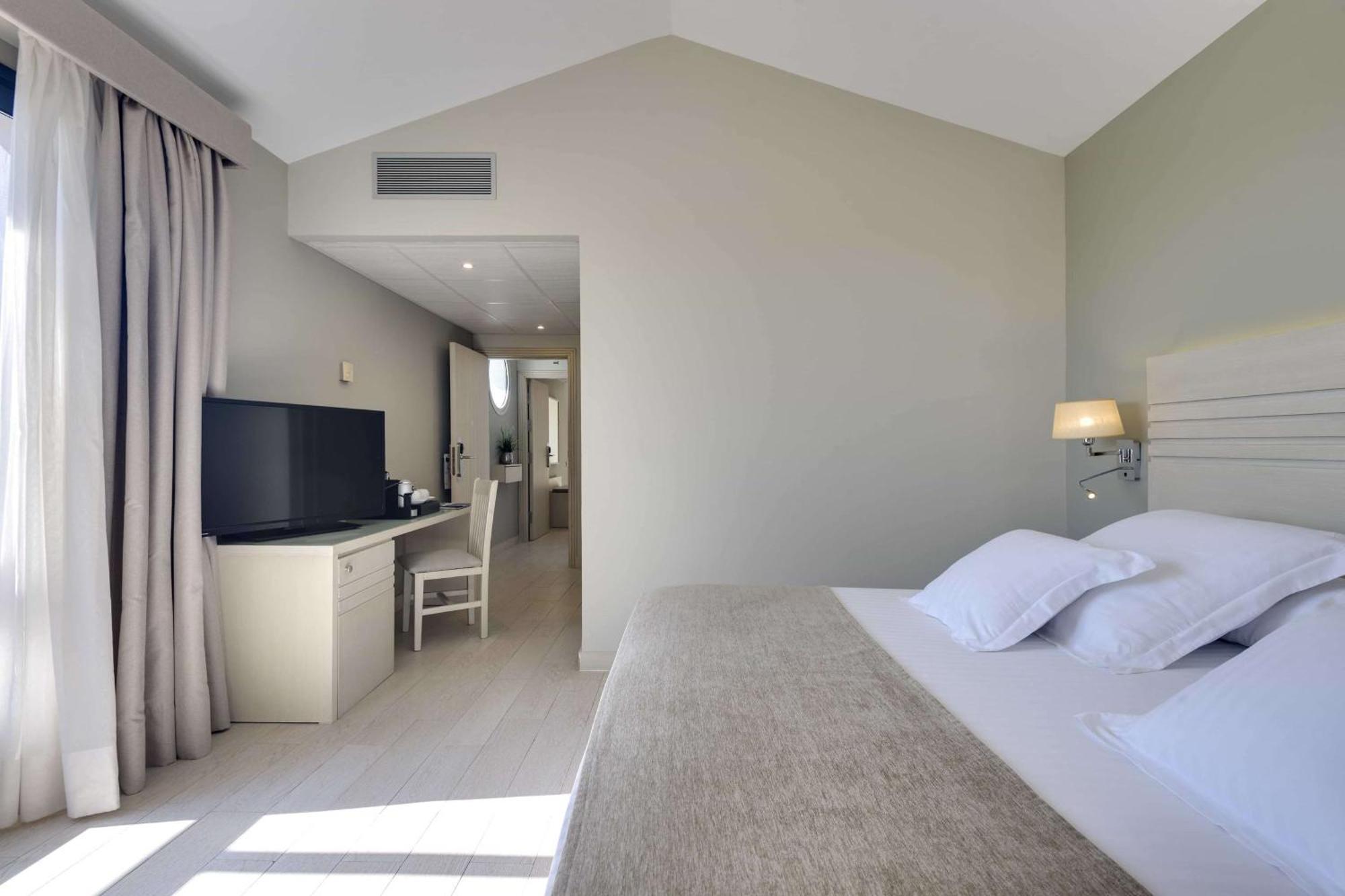 Barcelo Costa Ballena Golf & Spa Exterior photo